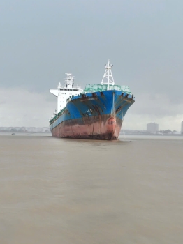 THÔNG BÁO MỜI CHÀO THUÊ TÀU CONTAINER: 1730TEU-B170V21-NEW VISION và 1730TEU-B170V22- VINASHIN EXPRESS 01